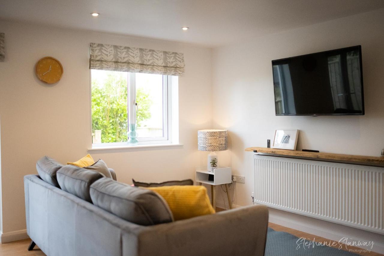 The Lookout, Modern Home From Home, Sleeps 5, With Private Parking & Outside Terrace St Ives エクステリア 写真