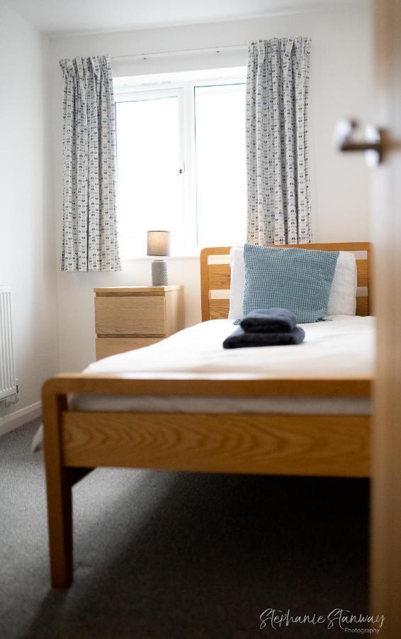 The Lookout, Modern Home From Home, Sleeps 5, With Private Parking & Outside Terrace St Ives エクステリア 写真