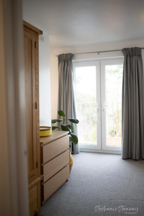 The Lookout, Modern Home From Home, Sleeps 5, With Private Parking & Outside Terrace St Ives エクステリア 写真